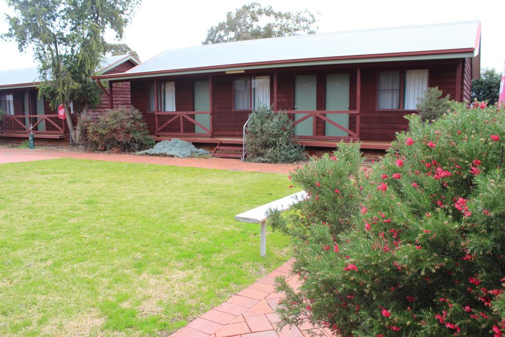 Aussie Cabins Hotel Dubbo Kamer foto